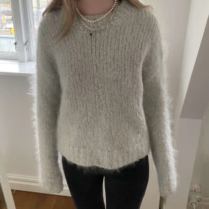 Stickad mohair tröja  - Jätte bra skick, XS
