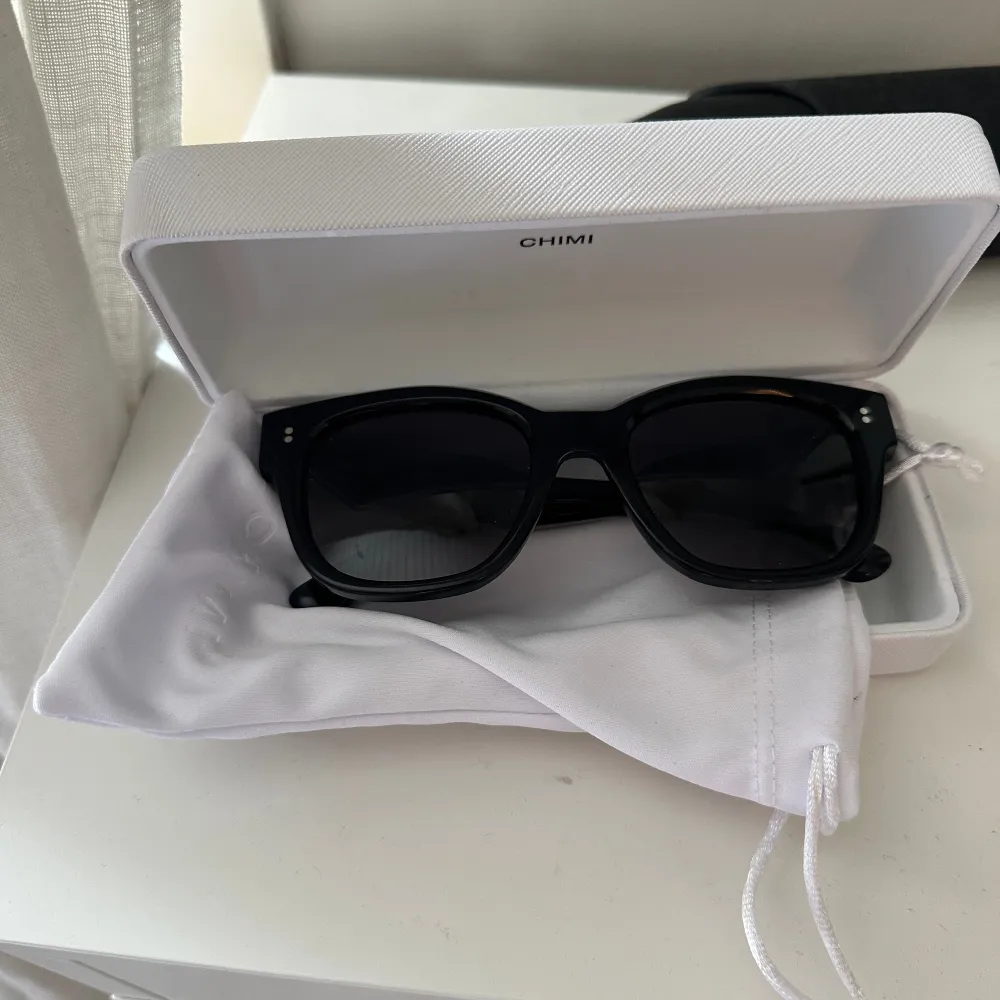 Super snygga solglasögon från chimi, nya och oanvända. Accessoarer.