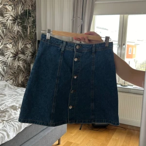 Jeans tjol - Mellanting mellan hög och låg midjat 