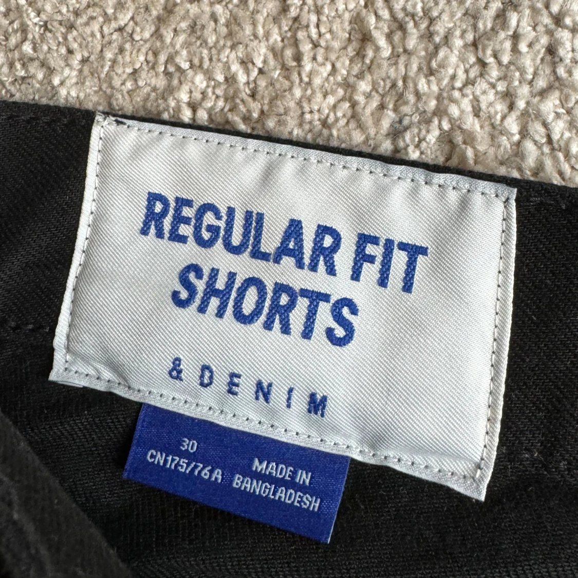 Jeanshorts från HM - 90