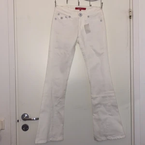 ginajeans - helt nya och oanvända!!!✨