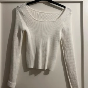 Ribbad tröja  - Ribbad tröja 