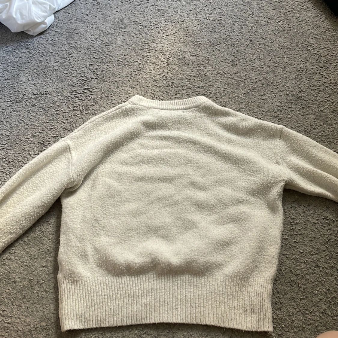 Vit stickad tröja - 90