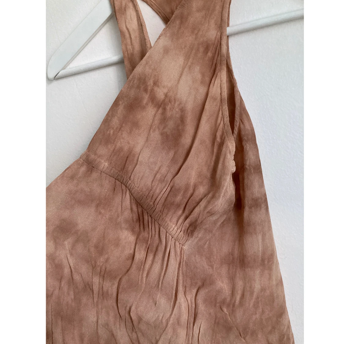 Beige batik klänning, 36/38 S, tunika, tie-dye, bohemisk, boho, brun, chiffong - 92