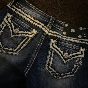 Miss Me jeans - Jättesnygga jeans i rak modell som knappt är använda!