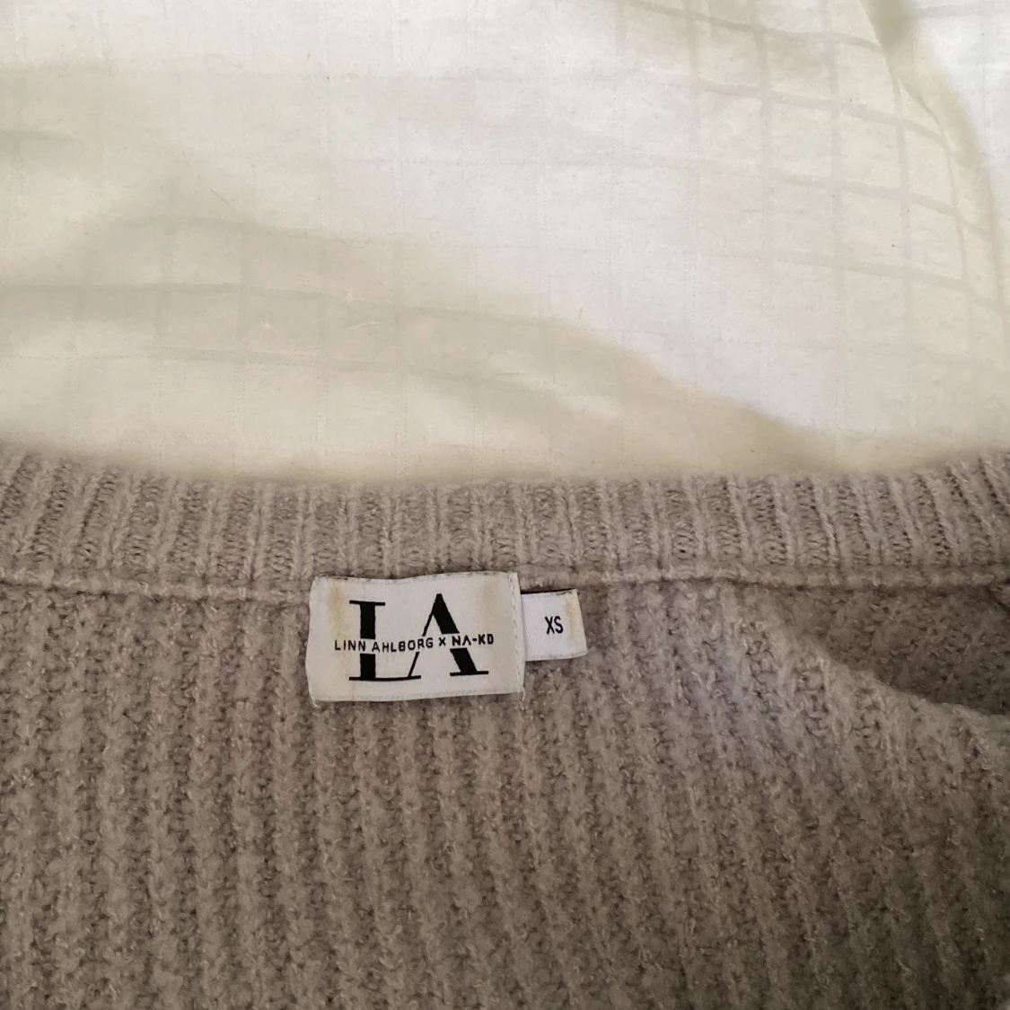 Stickad tröja  - 91