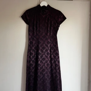 Klänning - Klänning 