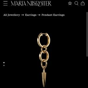 Maria Nilsdotter örhänge guld - Säljer detta örhänge från maria Nilsdotter💕 Nypris 3195kr