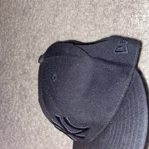 New york keps  - New york keps köpt i new york city. 58.7 cm