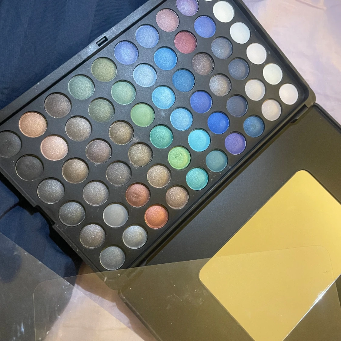 Ögonskugga palett 120 färger  - 90