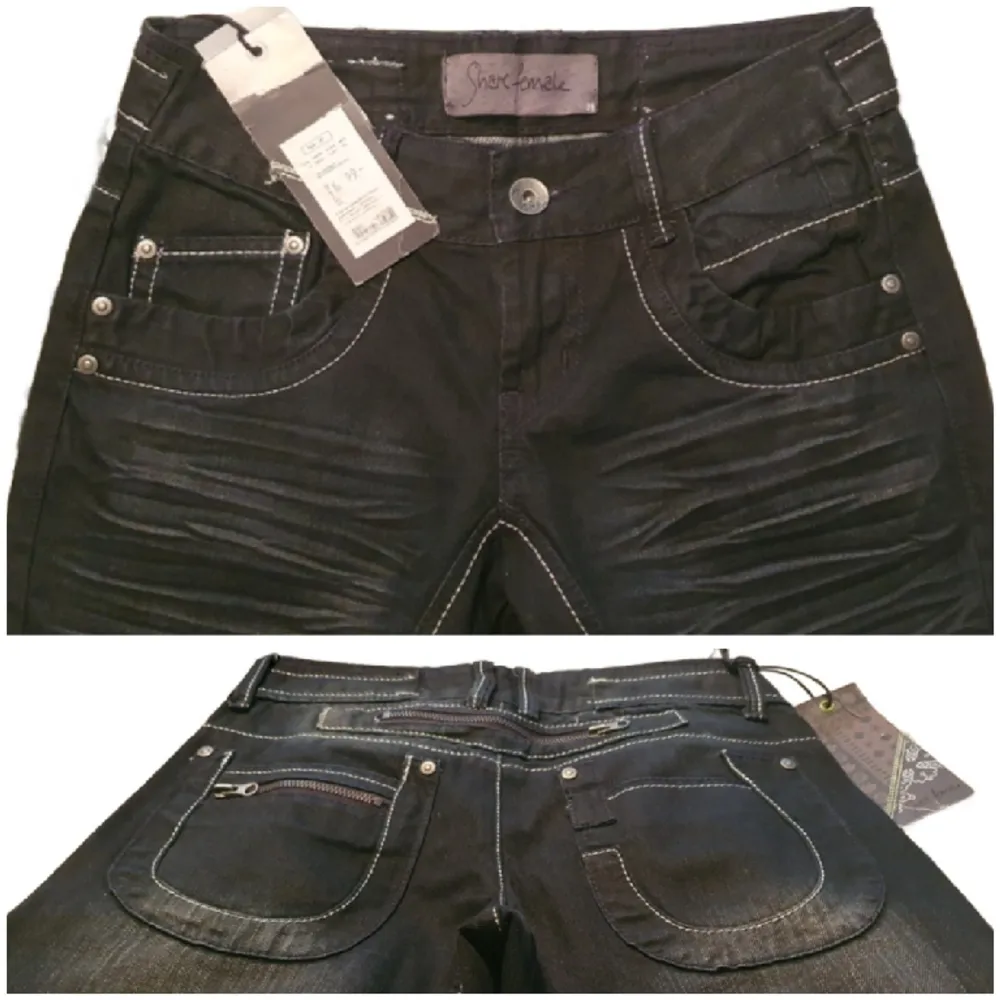 Unika jeans från danska Share Female (märket försvann för ca 10 år sen). Gråsvarta med sömmar i silver och coola detaljer, ej riktig ficka mitt på bak. Midja: 78 cm, inre benlängd: 82 cm, midja fram/skrev: 22 cm, midja bak/skrev: 32 cm. Nypris: 799:-. Jeans & Byxor.