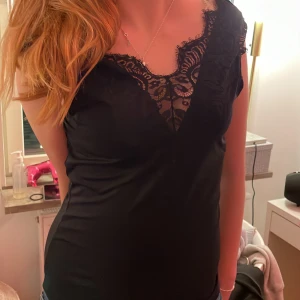 Stockholmstil linne  - Linne 