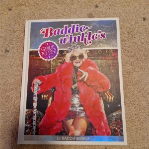 Baddie twinkle bok - Oanvänd