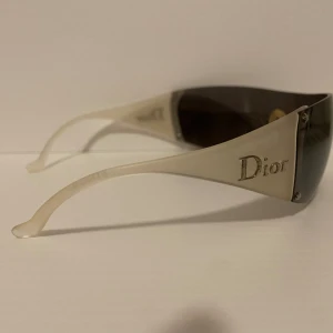 Dior ski - Fint skick, äkta. Endast lite märke av wear på Dior emballaget på sidorna