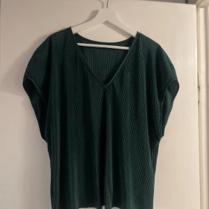 Superfin blus - Har tagit bort lappen så vet inte märket men superfin blus i bra skick 