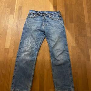 Säljer nu mina gammla jeans pga att dem nu är för små. Skick 9/10. Skriv gärna vid frågor 