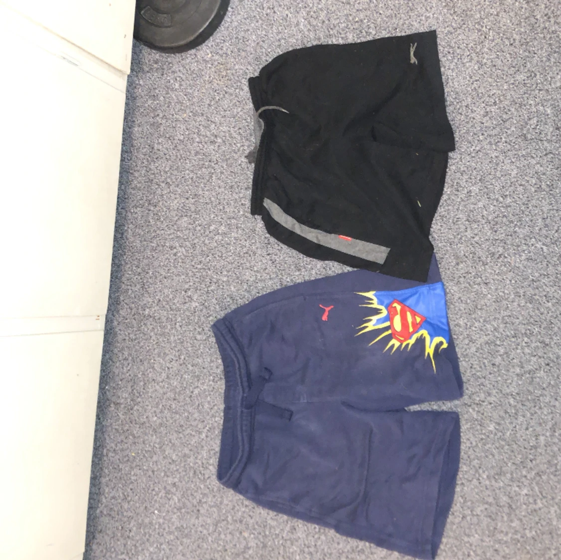  Ett par puma shorts och ett par slazenger shorts - 90