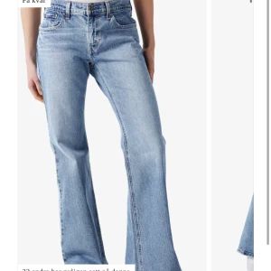 Flared Levis jeans med låg midja - Säljer dessa super fina byxor ifrån Levis , använda 1 gång då dom är förstora och därför jag säljer. Jöttefin passform, original pris 1249kr