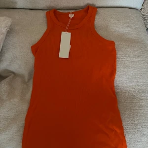 Nytt linne arket  - Nytt skönt linne i bomull från Arket, storlek M. Lappar kvar🧡