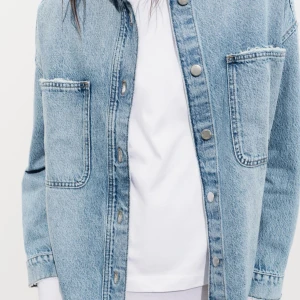Jeansjacka - Supersnygg jeansjacka, använd 1 gång