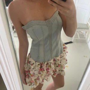 Jeansklänning - Bra skick! Ingen lapp i men gissar strl S/M