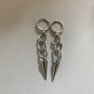 Örhängen  - 925 silver , handgjorda😍💓 Kostar 125 kr för par