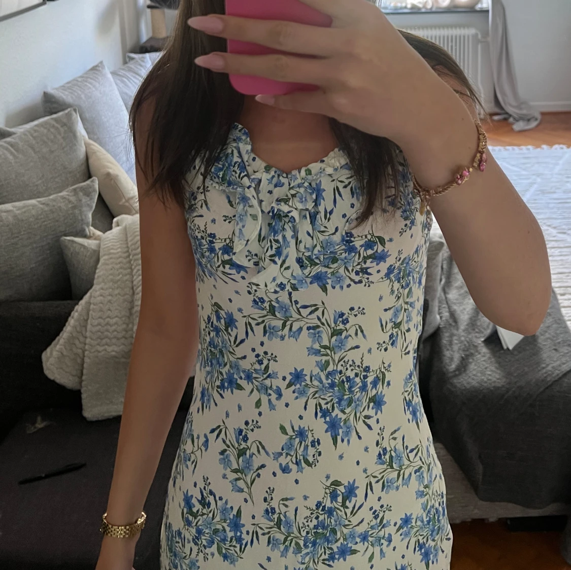 Blommig klänning  - 91