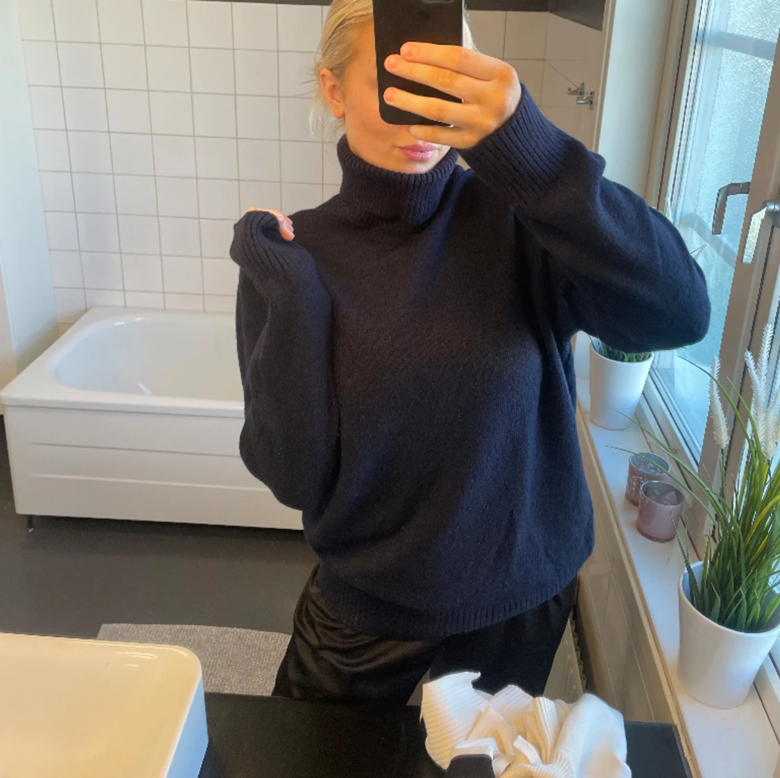 Marinblå mysig tröja - 90