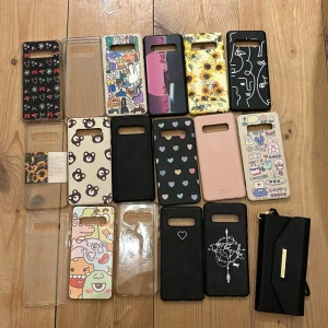 Samsung 10s mobilskal  - Har ny mobil och undra om någon är intresserad av 19 mobilskal till en Samsung 10s Frakt ingår inte i priset 