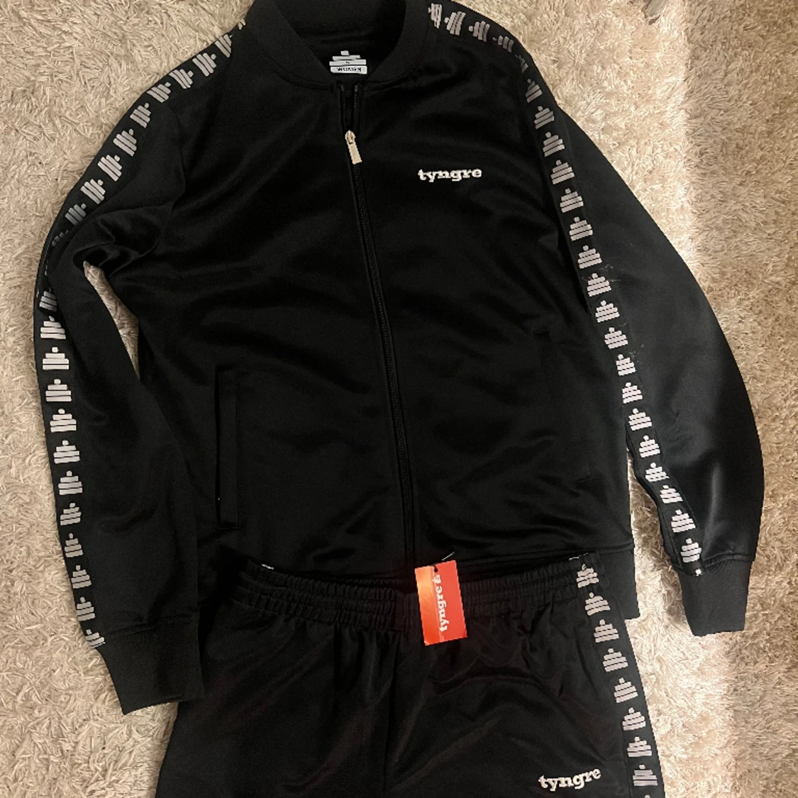 Tracksuit från Tyngre - 90