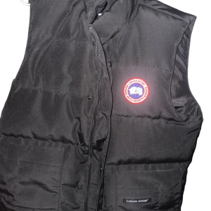 Canda goose väst  - Som ny oanvänd 