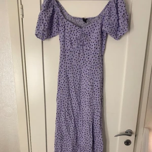 Långklänning  - En så filnsommarklänning, endast provad! Nypris 399