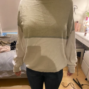 Tröja  - Snygg tröja💕 jätte fin men för stor för mig
