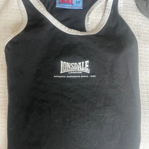 Lonsdale linne - Supercoolt y2k linne, passar perfekt i sommar 💘