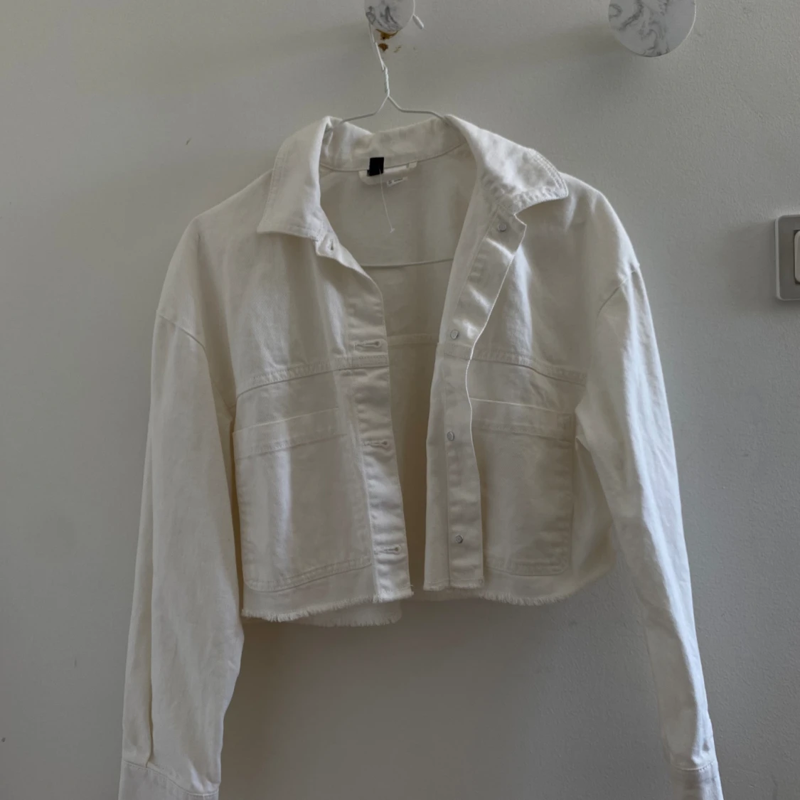 White Cropped Jeans Jacket