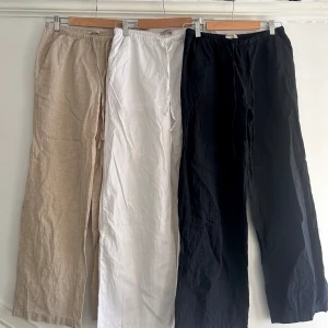 Linnebyxor från Gina Tricot  - Säljer mina linnebyxor från Ginas petite-avdelning eftersom de är för små. 250kr/st💗(nypris 399kr) skriv om ni är intresserade