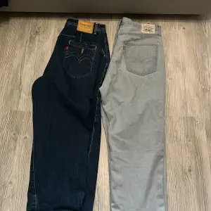 Säljer 2 av mina levis jeans. Både av dom är mycket fräsha. Storleken på dom mörj blåa är W34 och på dom ljusblåa w36. Både är baggy och passar både män och kvinnor. Båda köpa i levis butiken.  2 för 300kr