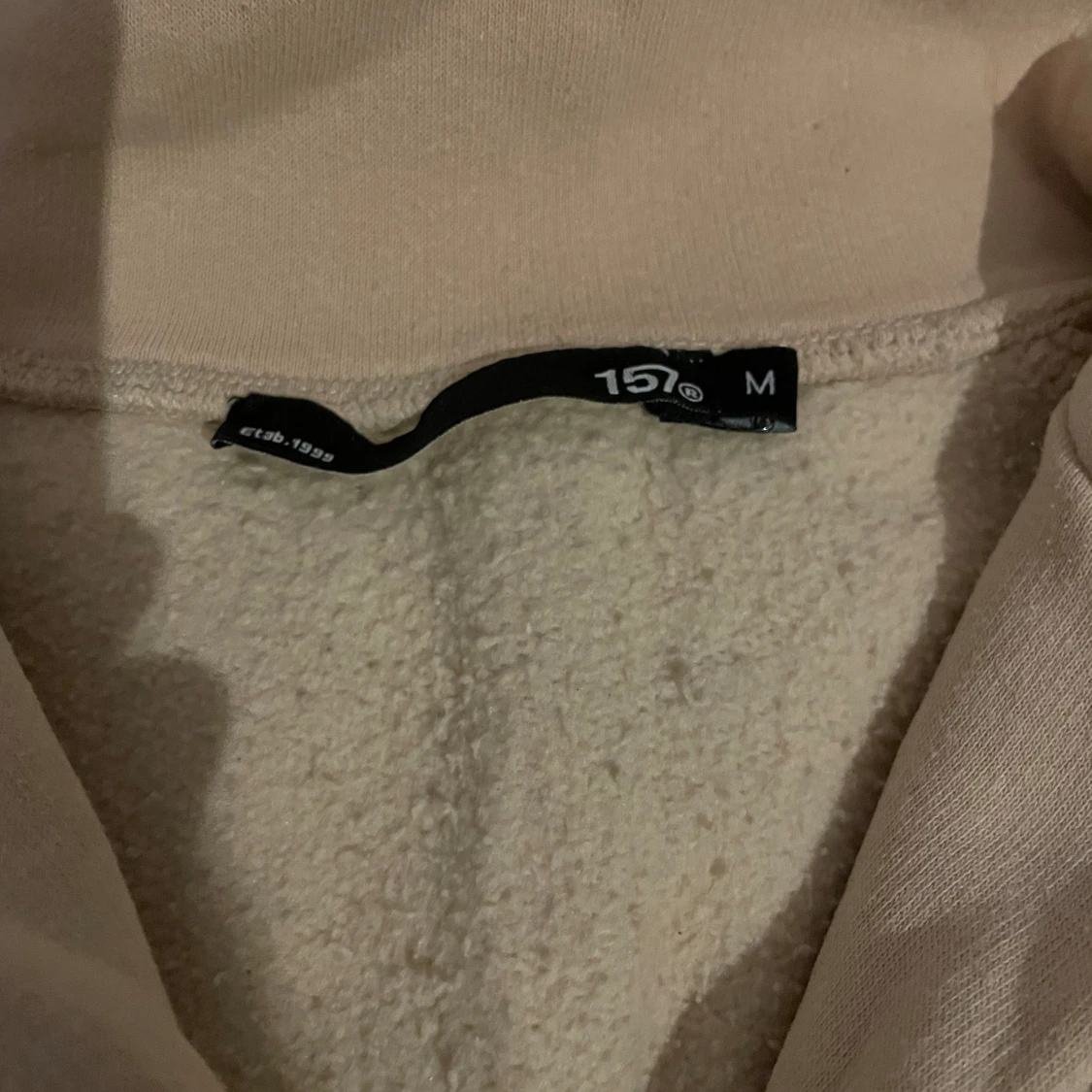 Beige tjocktröja - 90