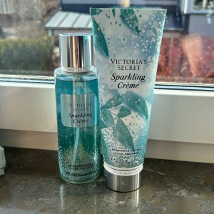 Victorias secret body mist och kräm - Säljer dessa vs limeted edition body mist och kräm som är köpta i London för en vecka sedan. Krämen är aldrig andvänd och sprayen är sprutan någon gång.💗