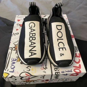 Dolce gabana skor  - Bra skick passar till allt ! 