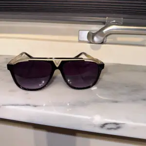 LV sunglasses  Lv glasses  