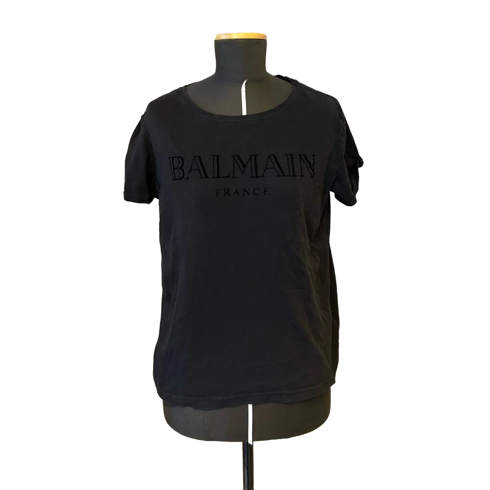 Balmain X HM T-Shirt i Stl S, gott Skick!. T-shirts.