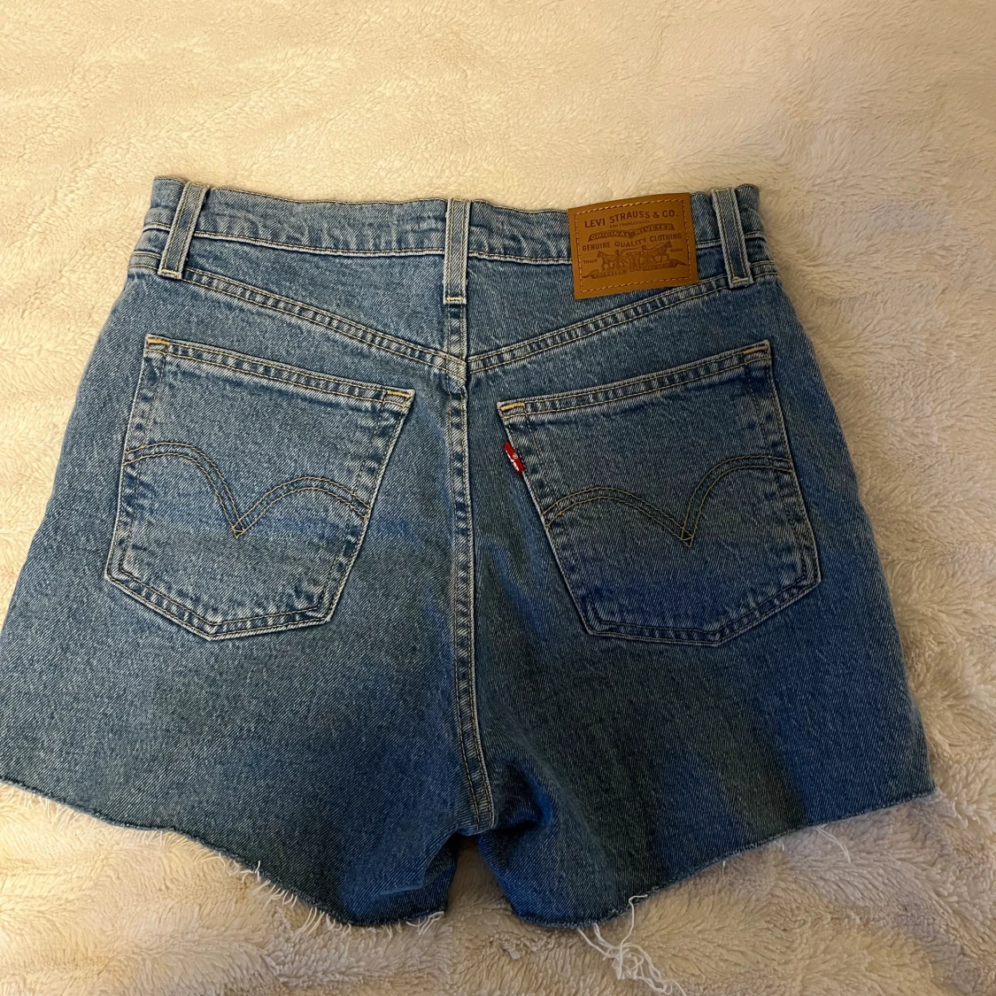 Levi’s shorts - 90