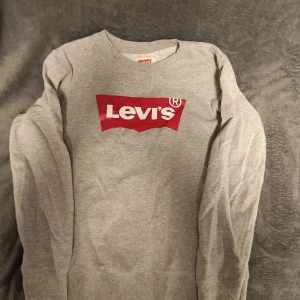 Levis Crewneck  - Storlek 164