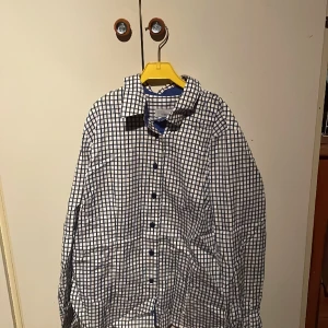 Skjorta - Inte använd mycket