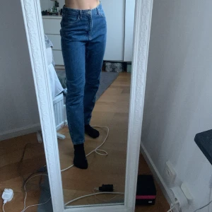Jeans Gina Tricot - Fint skick, används ej 