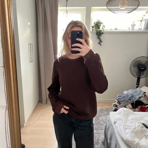 Brun sweatshirt - Nästan oanvänd tröja utan slitage