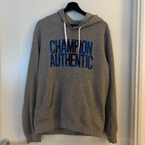 Champion hoodie - Grå hoodie som inte längre kommer till användning