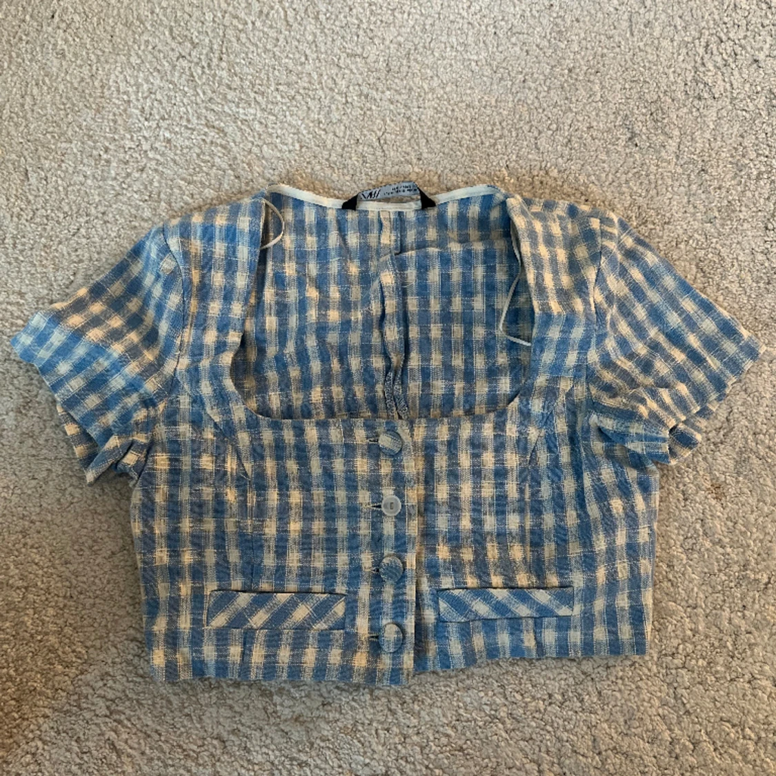 Crop top frn zara  - 90