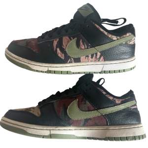 Riktigt feta och fräscha Nike dunk multi-camo. Storlek 41 men passar även 40. Utan låda tyvärr 